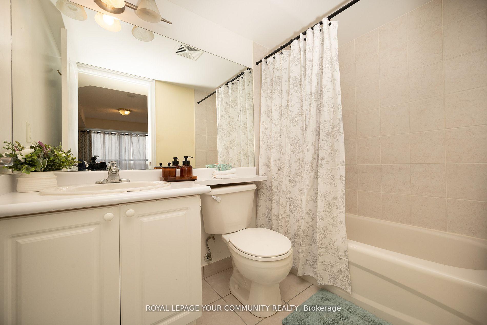 Photo 18 of Unit 906, 15 North Park Road, Vaughan, Beverley Glen — HOMEH