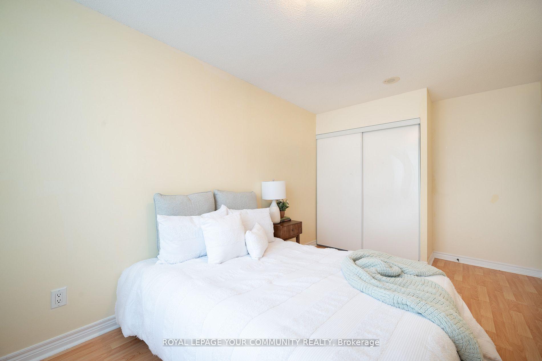 Photo 17 of Unit 906, 15 North Park Road, Vaughan, Beverley Glen — HOMEH