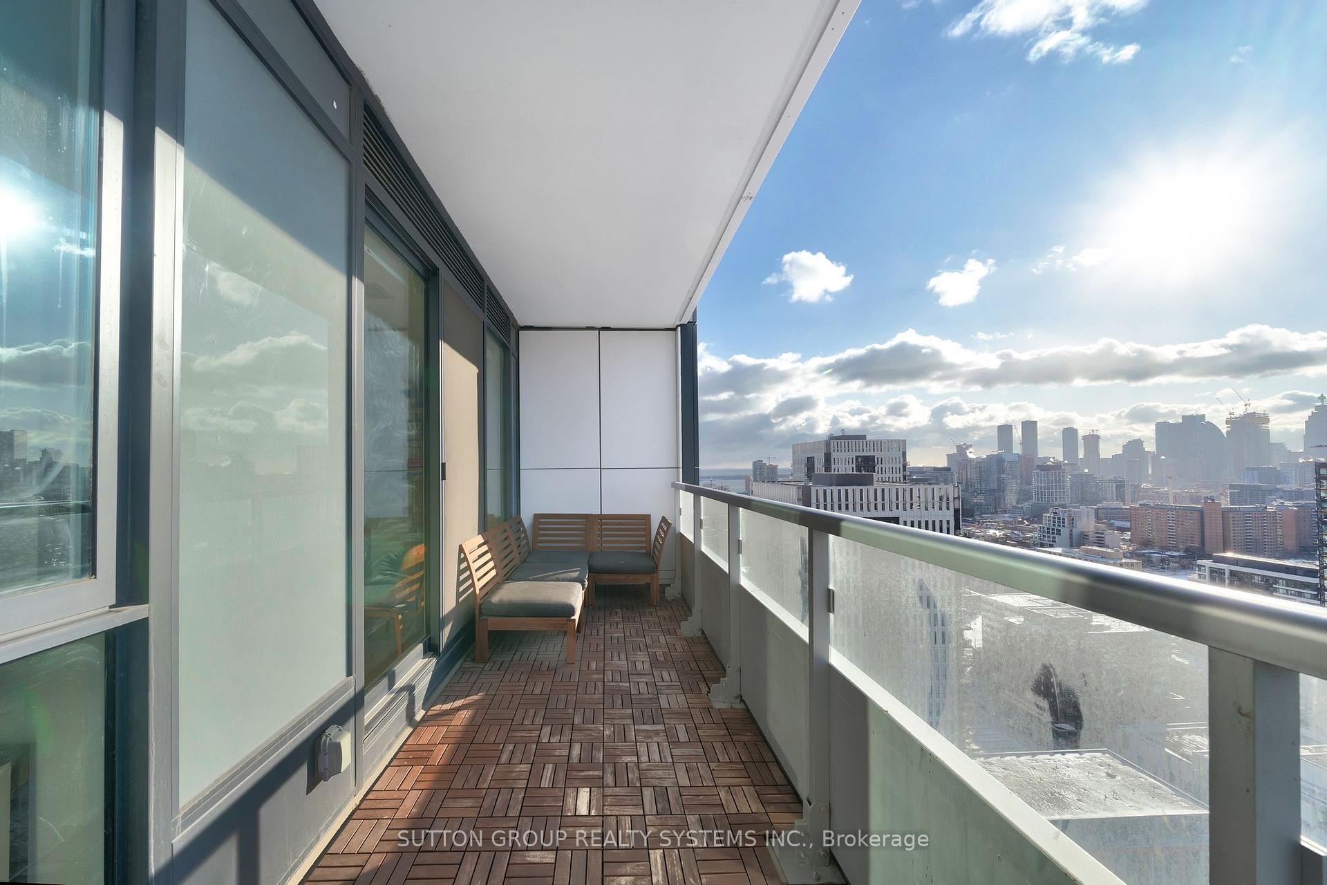 Photo 11 of Unit 2708, 225 Sumach Street, Toronto, Regent Park — HOMEH