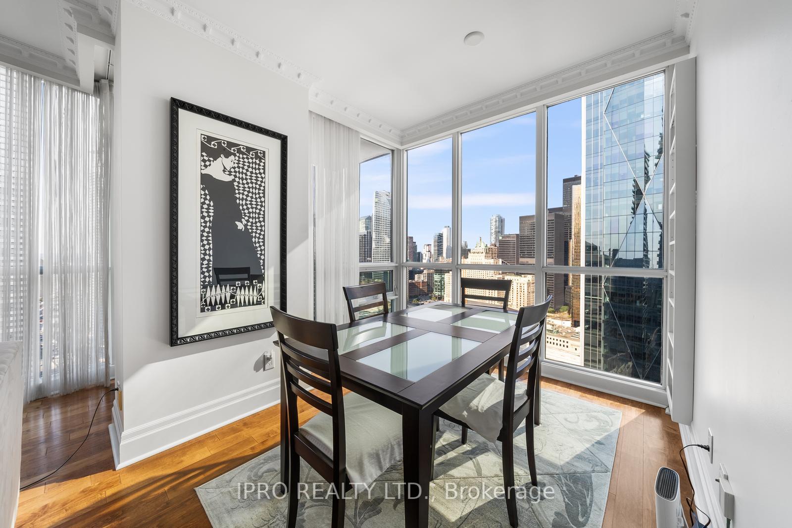 Photo 9 of Unit 3402, 16 Harbour Street, Toronto, Waterfront Communities — HOMEH