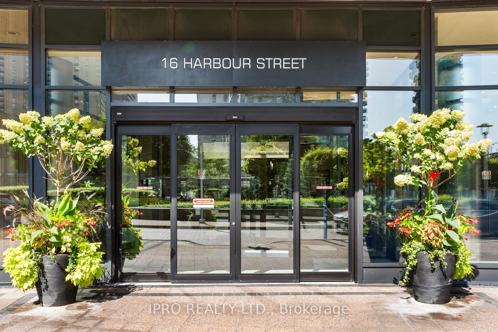 Photo 29 of Unit 3402, 16 Harbour Street, Toronto, Waterfront Communities — HOMEH