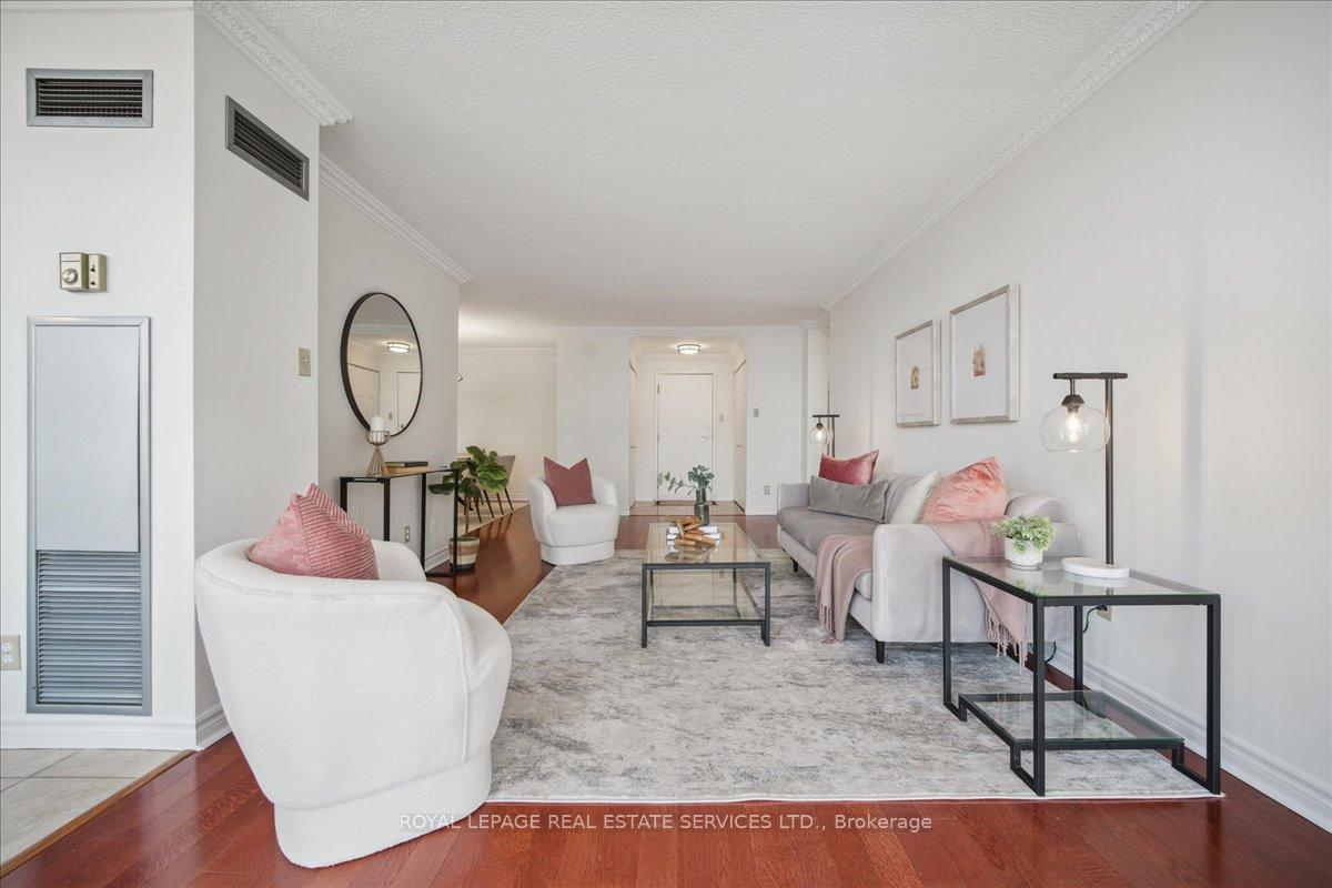 Photo 7 of Unit PH 5, 271 Ridley Boulevard, Toronto, Bedford Park-Nortown — HOMEH