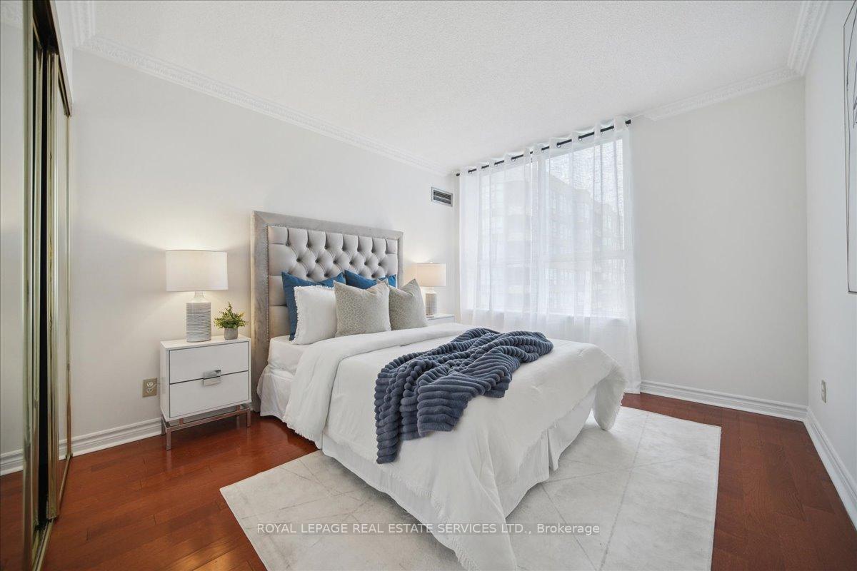 Photo 14 of Unit PH 5, 271 Ridley Boulevard, Toronto, Bedford Park-Nortown — HOMEH