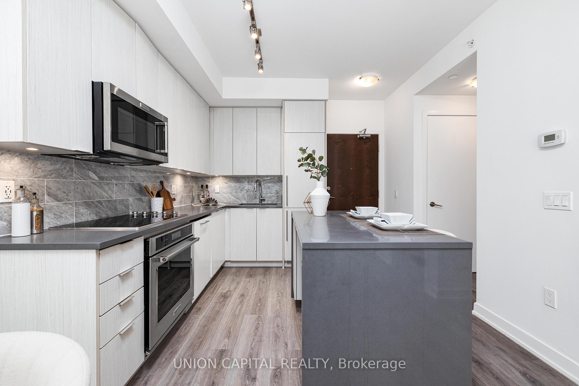 Photo 7 of Unit 305, 38 Iannuzzi Street, Toronto, Niagara — HOMEH