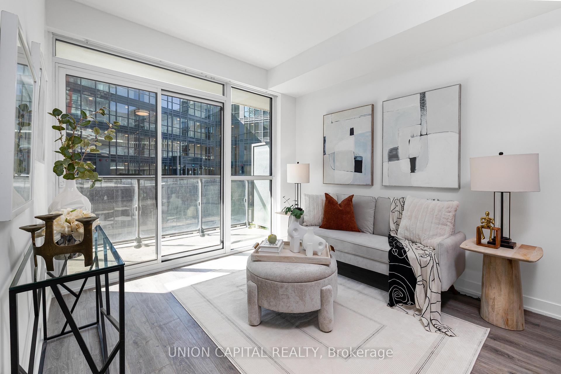Photo 6 of Unit 305, 38 Iannuzzi Street, Toronto, Niagara — HOMEH