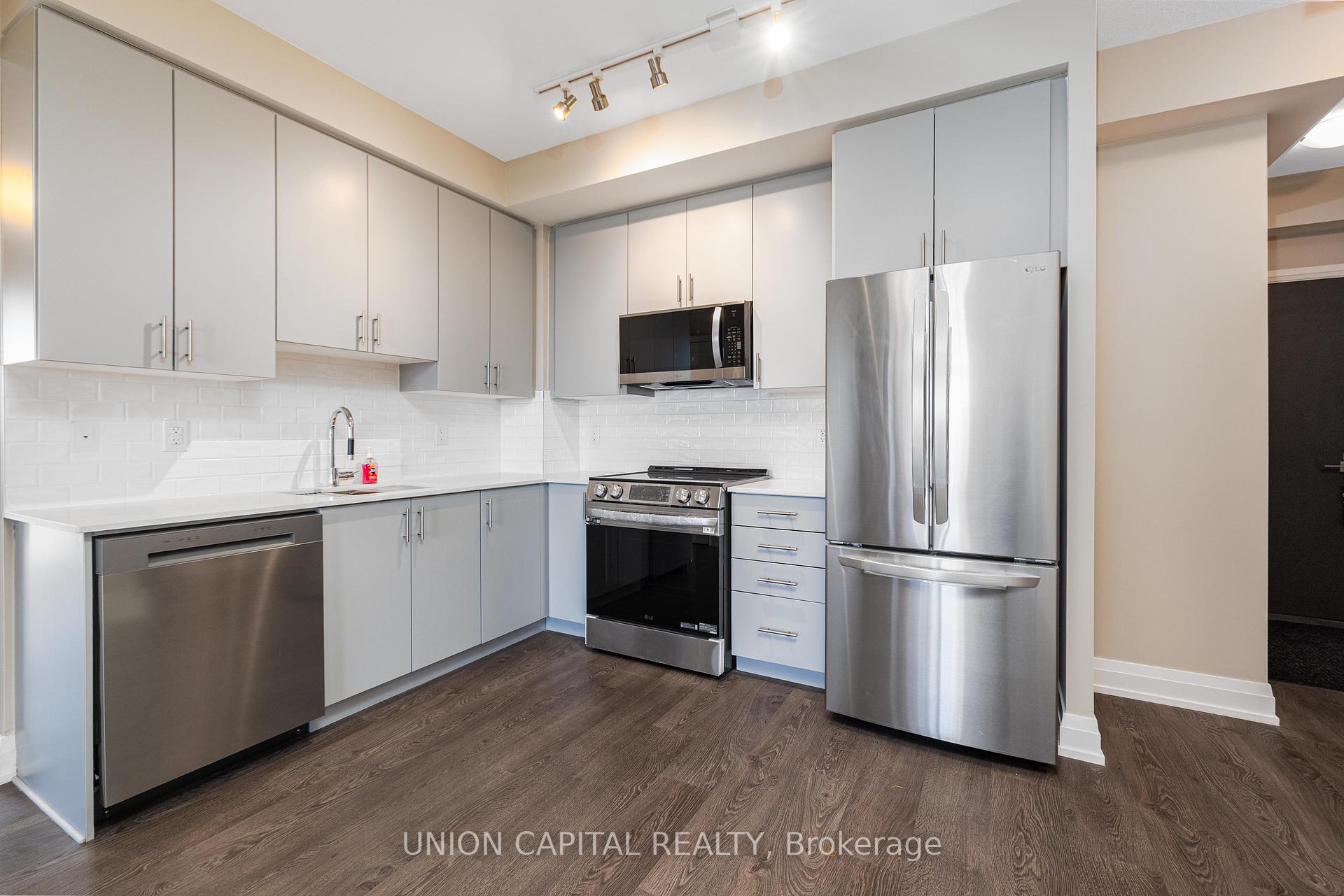 Photo 7 of Unit 802, 3700 Highway 7 Road, Vaughan, Vaughan Corporate Centre — HOMEH