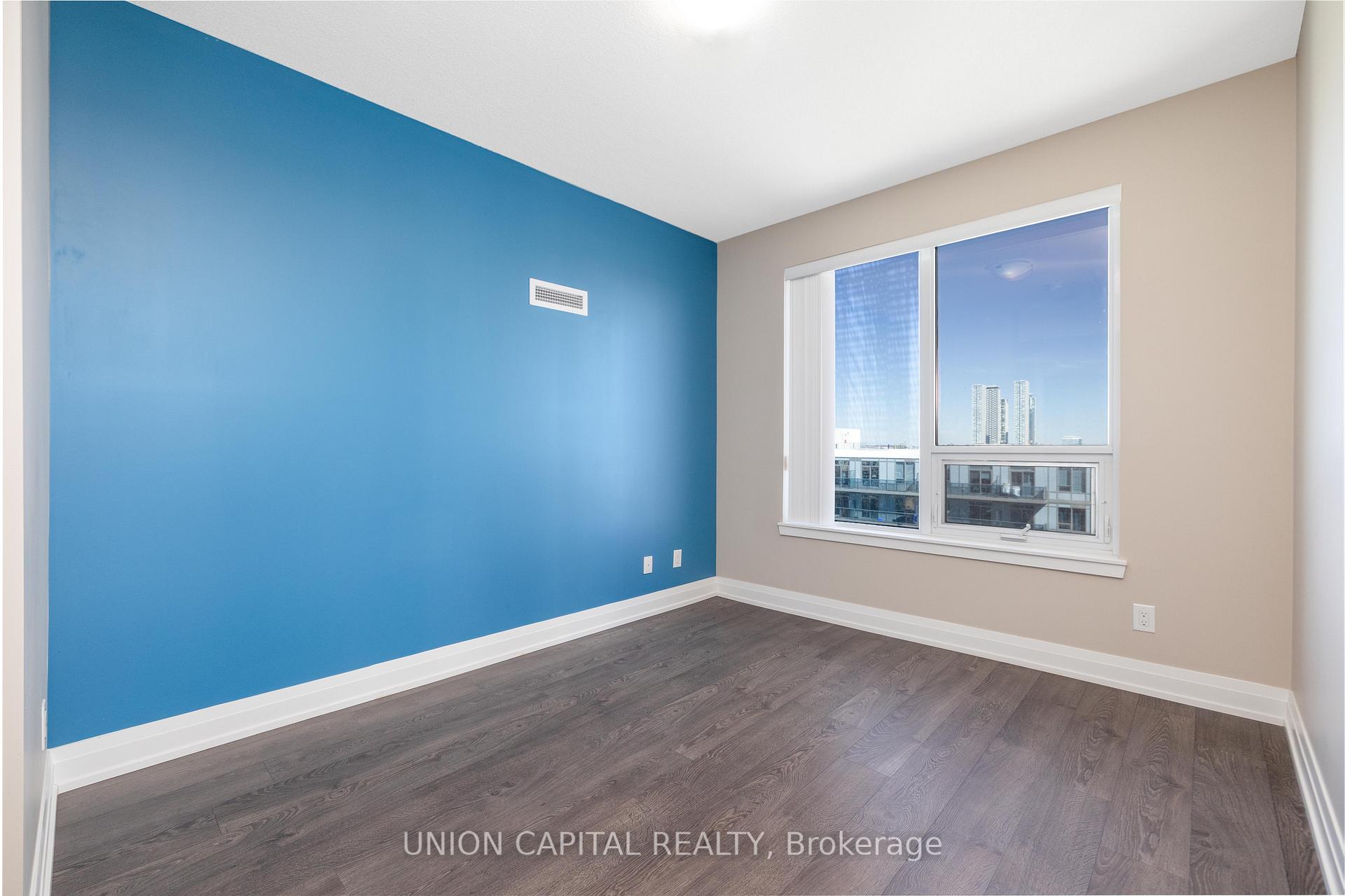 Photo 17 of Unit 802, 3700 Highway 7 Road, Vaughan, Vaughan Corporate Centre — HOMEH