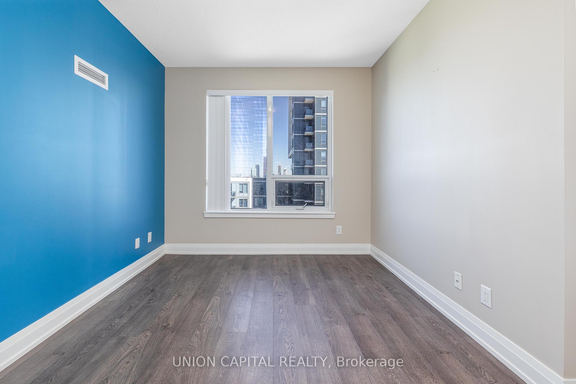 Photo 13 of Unit 802, 3700 Highway 7 Road, Vaughan, Vaughan Corporate Centre — HOMEH