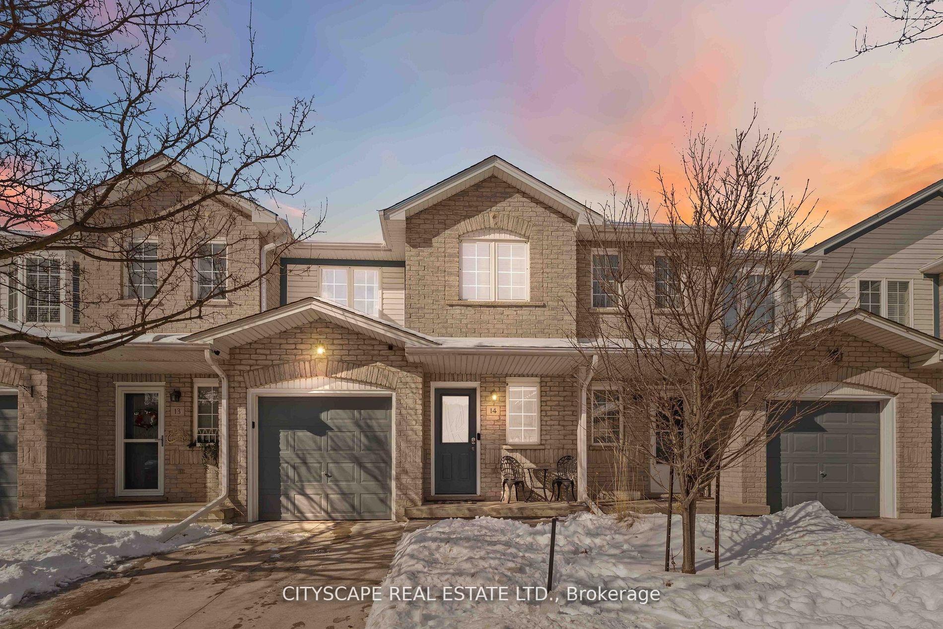Photo 2 of Unit 14, 76 Frances Avenue, Hamilton, Stoney Creek — HOMEH