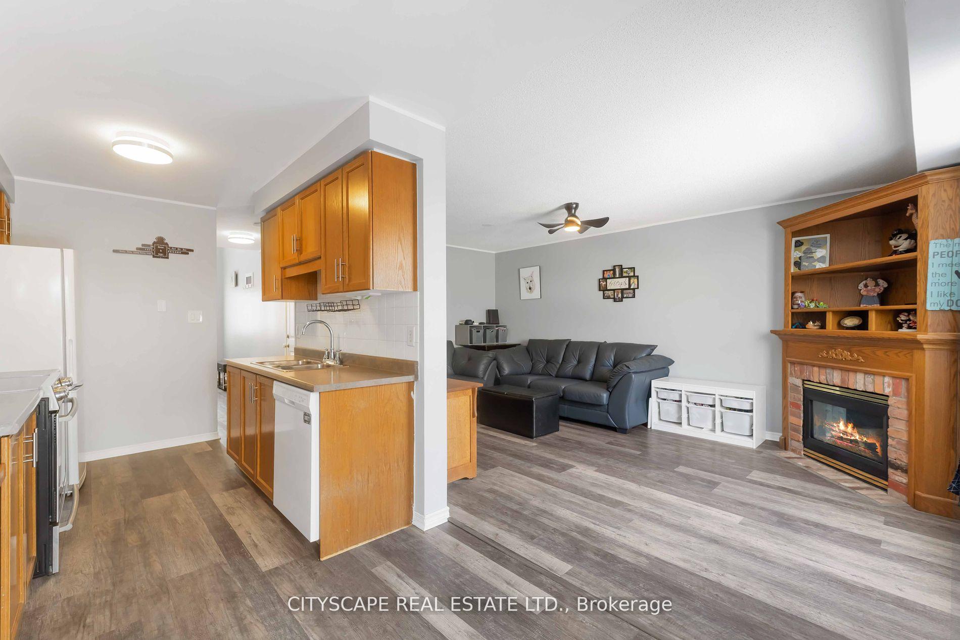 Photo 16 of Unit 14, 76 Frances Avenue, Hamilton, Stoney Creek — HOMEH