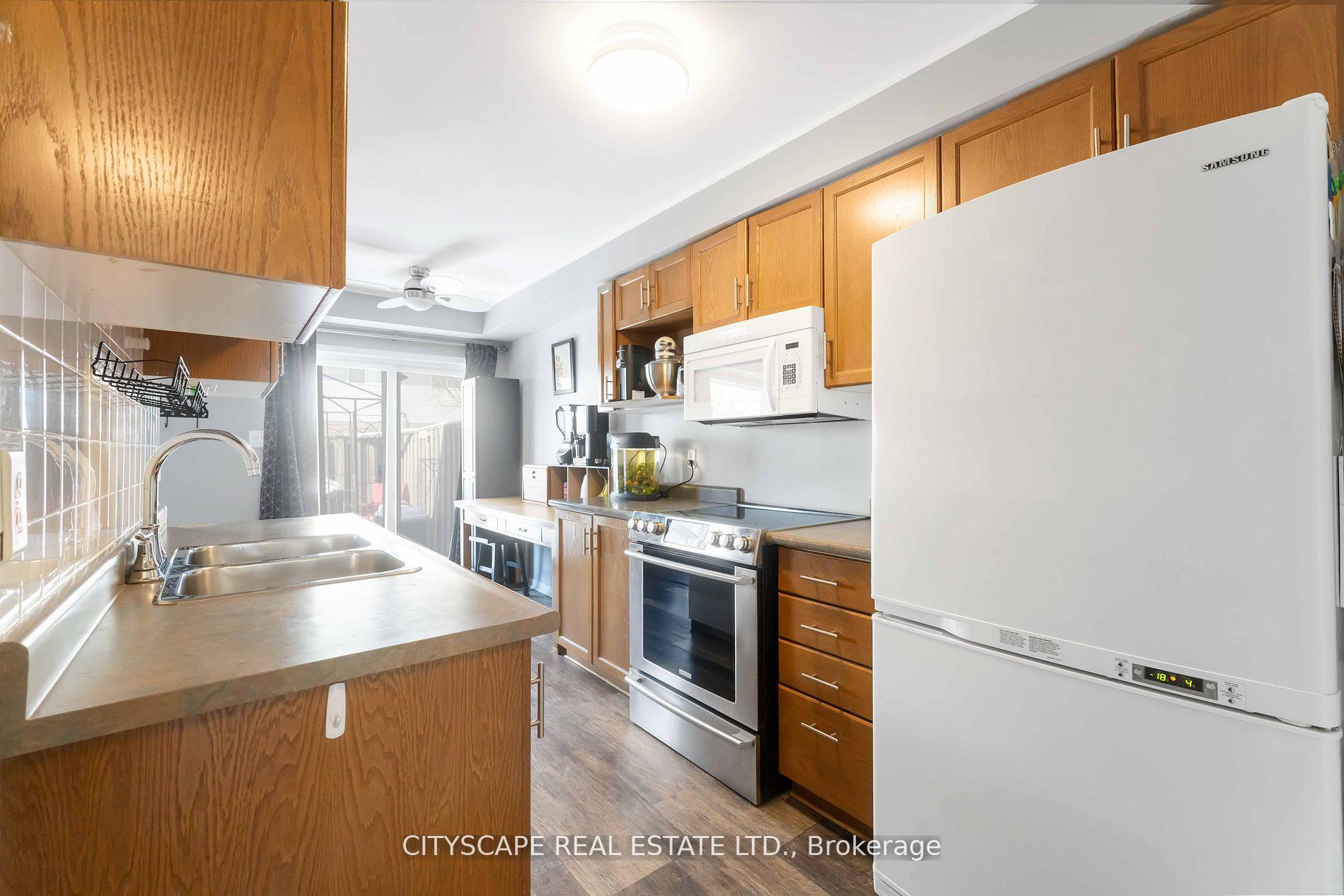 Photo 21 of Unit 14, 76 Frances Avenue, Hamilton, Stoney Creek — HOMEH