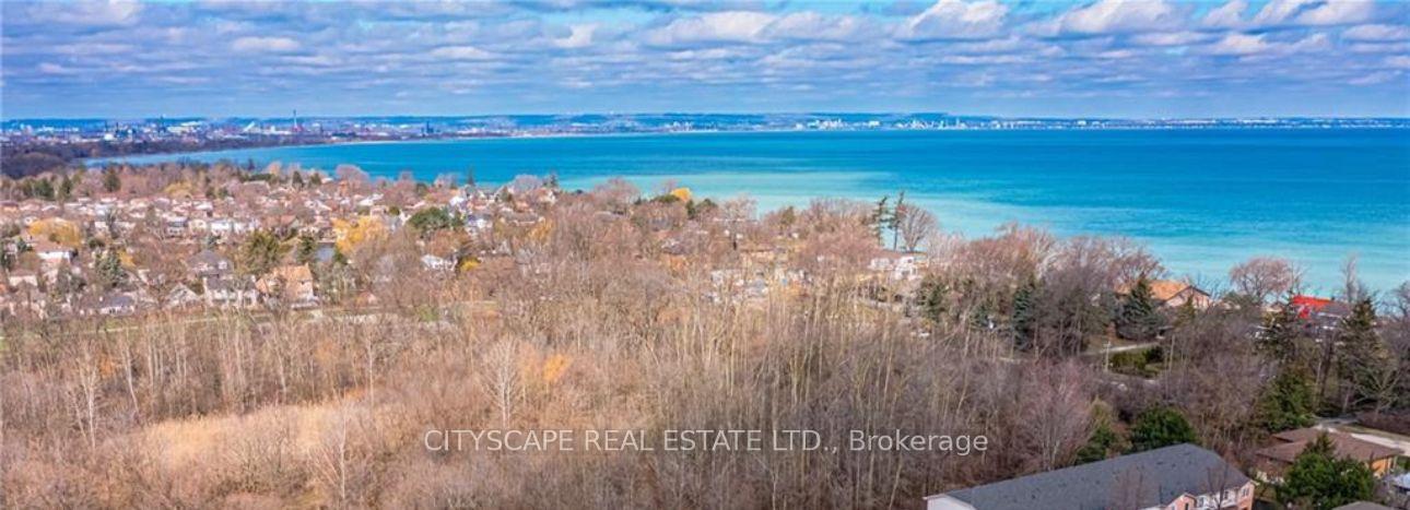 Photo 37 of Unit 14, 76 Frances Avenue, Hamilton, Stoney Creek — HOMEH