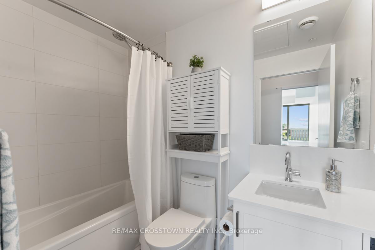 Photo 12 of Unit 420, 681 Yonge Street, Barrie, Painswick South — HOMEH