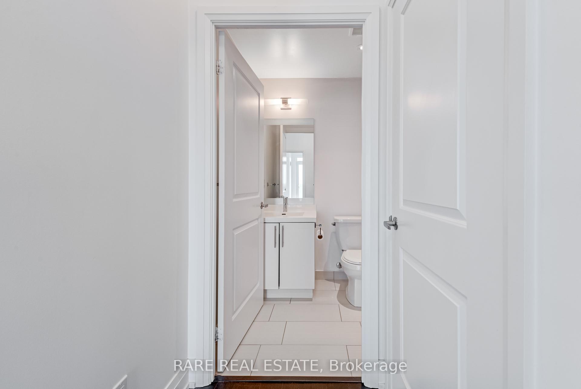 Photo 12 of Unit 1901, 65 Speers Road, Oakville, Queen Elizabeth — HOMEH