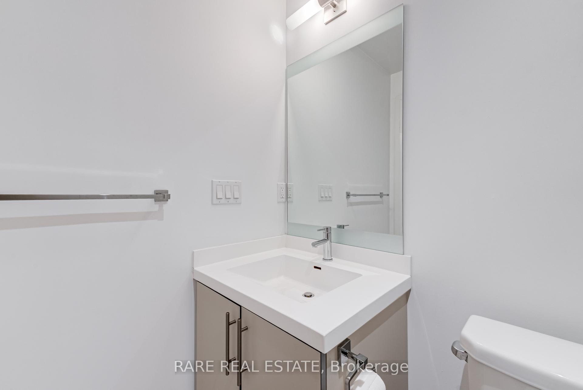Photo 10 of Unit 1901, 65 Speers Road, Oakville, Queen Elizabeth — HOMEH