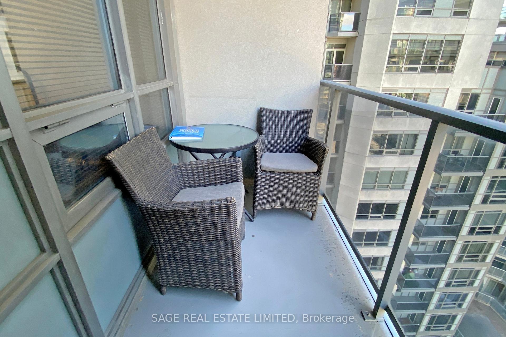 Photo 19 of Unit 1203, 20 Blue Jays Way, Toronto, Waterfront Communities — HOMEH