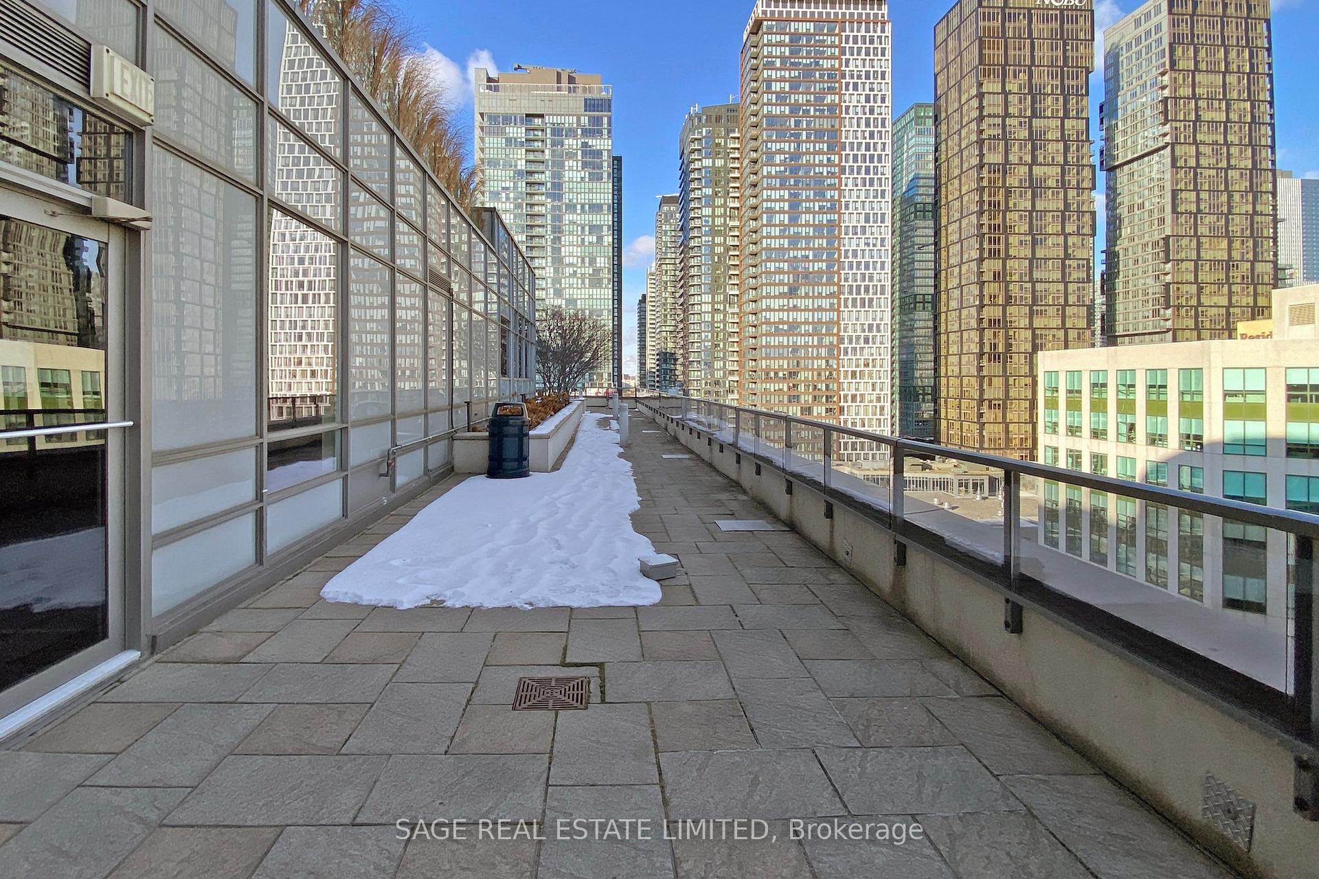 Photo 23 of Unit 1203, 20 Blue Jays Way, Toronto, Waterfront Communities — HOMEH