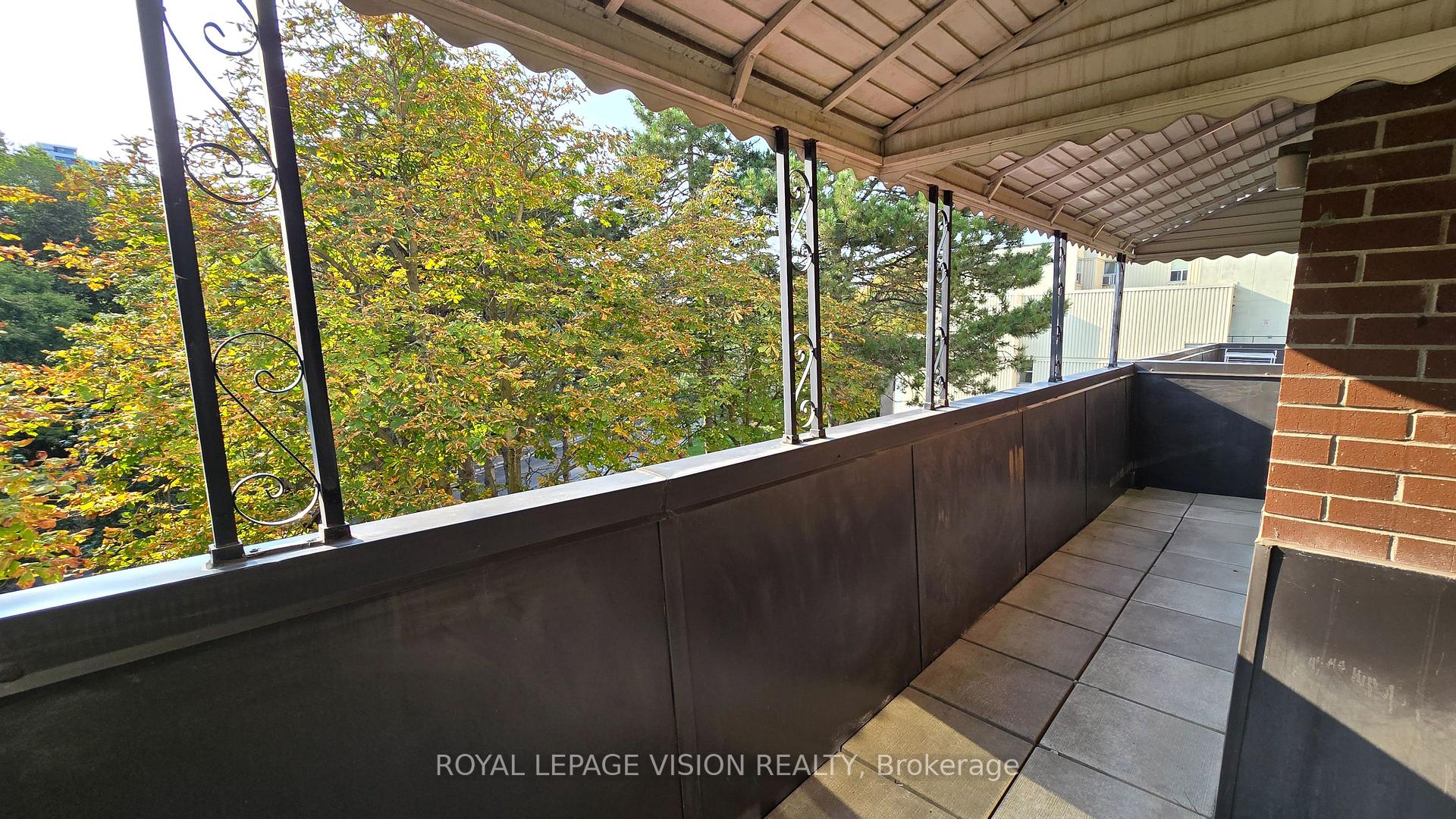 Photo 17 of Unit 406, 6 Crescent Town Road, Toronto, Crescent Town — HOMEH