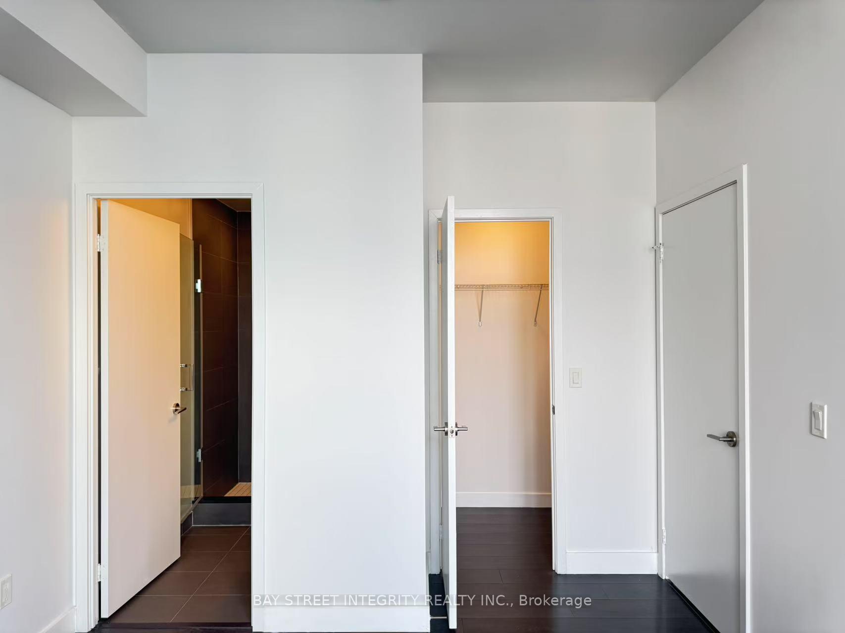 Photo 7 of Unit 2105, 8 Eglinton Avenue E, Toronto, Yonge-Eglinton — HOMEH