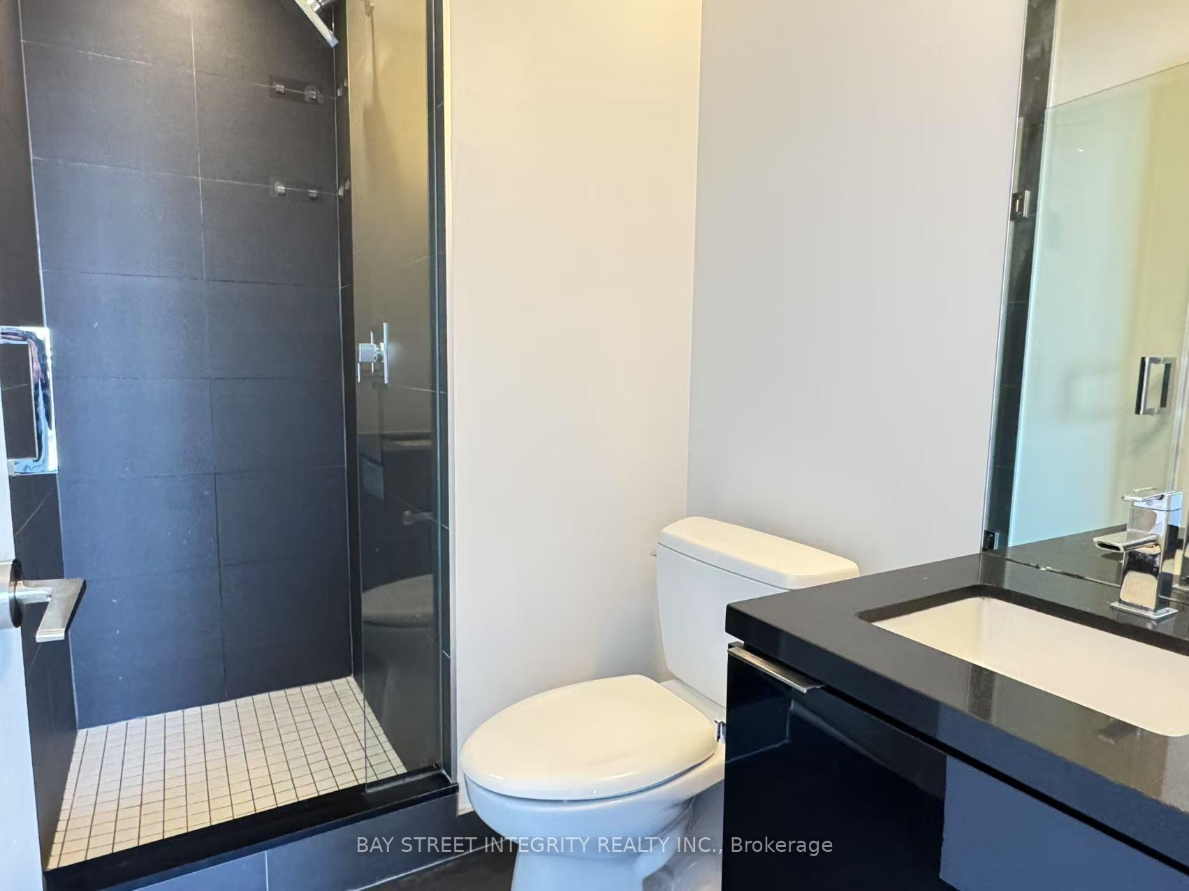 Photo 8 of Unit 2105, 8 Eglinton Avenue E, Toronto, Yonge-Eglinton — HOMEH