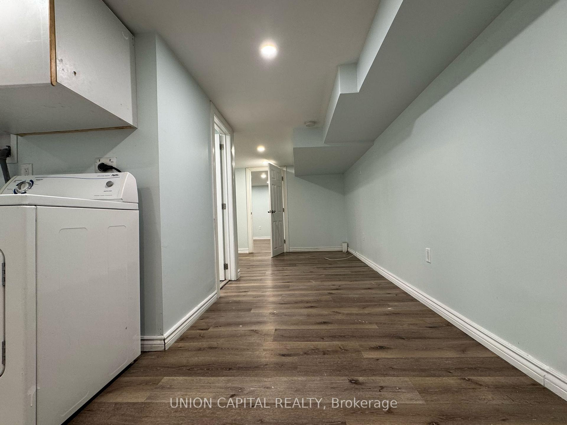 Photo 3 of Unit LOWER, 96 Hiawatha Road, Toronto, Greenwood-Coxwell — HOMEH