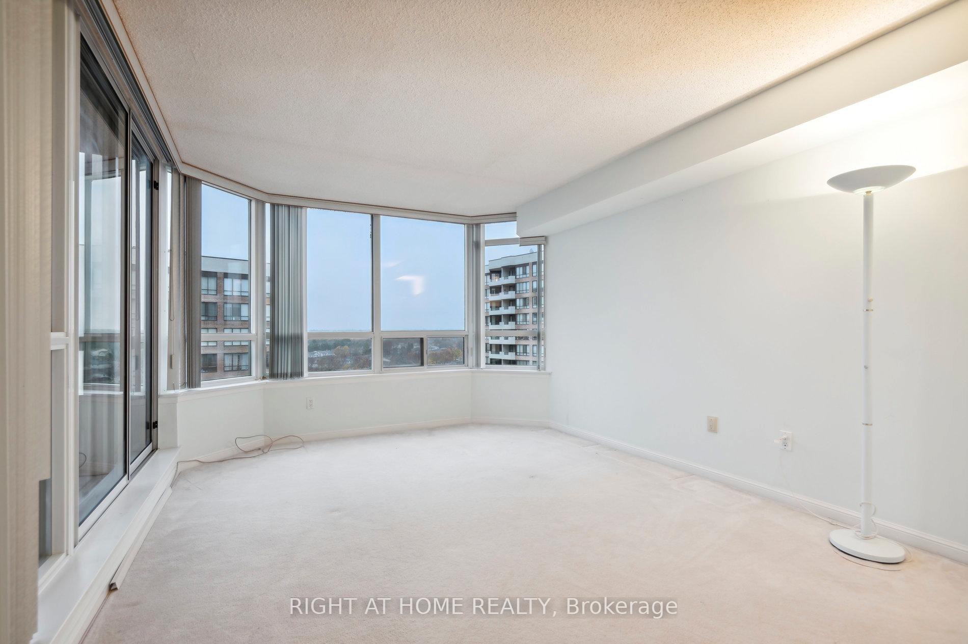 Photo 14 of Unit 814, 610 Bullock Drive, Markham, Markville — HOMEH