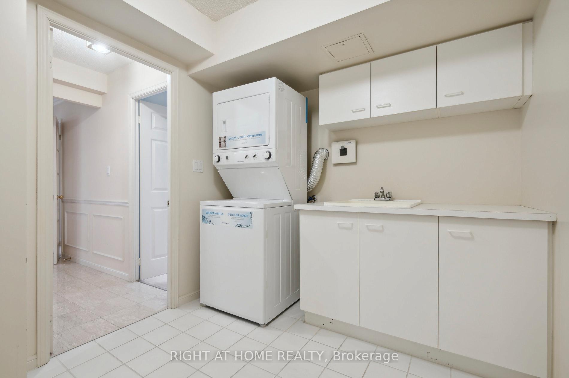 Photo 24 of Unit 814, 610 Bullock Drive, Markham, Markville — HOMEH
