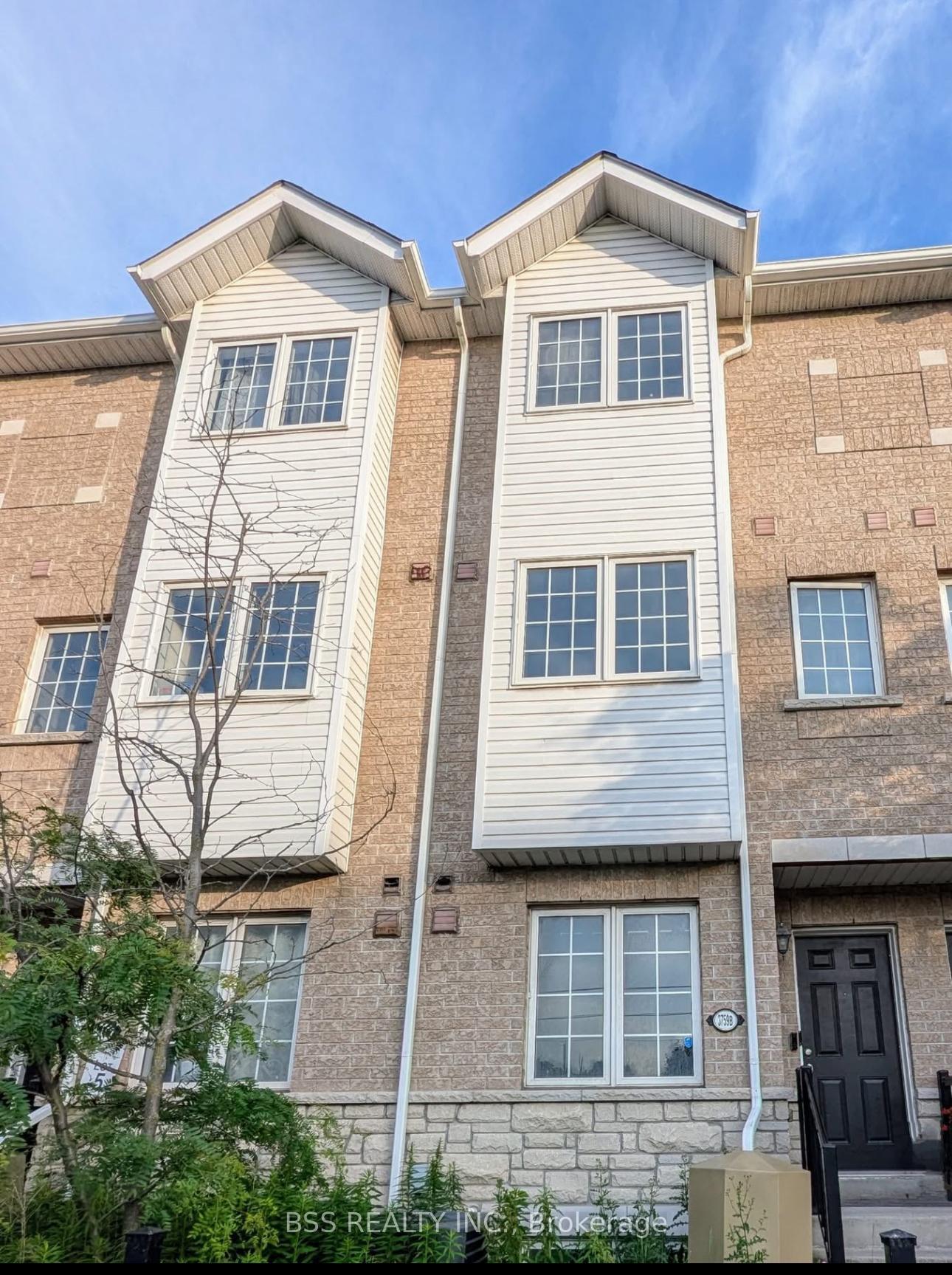 Front of 3759B St Clair Ave East E