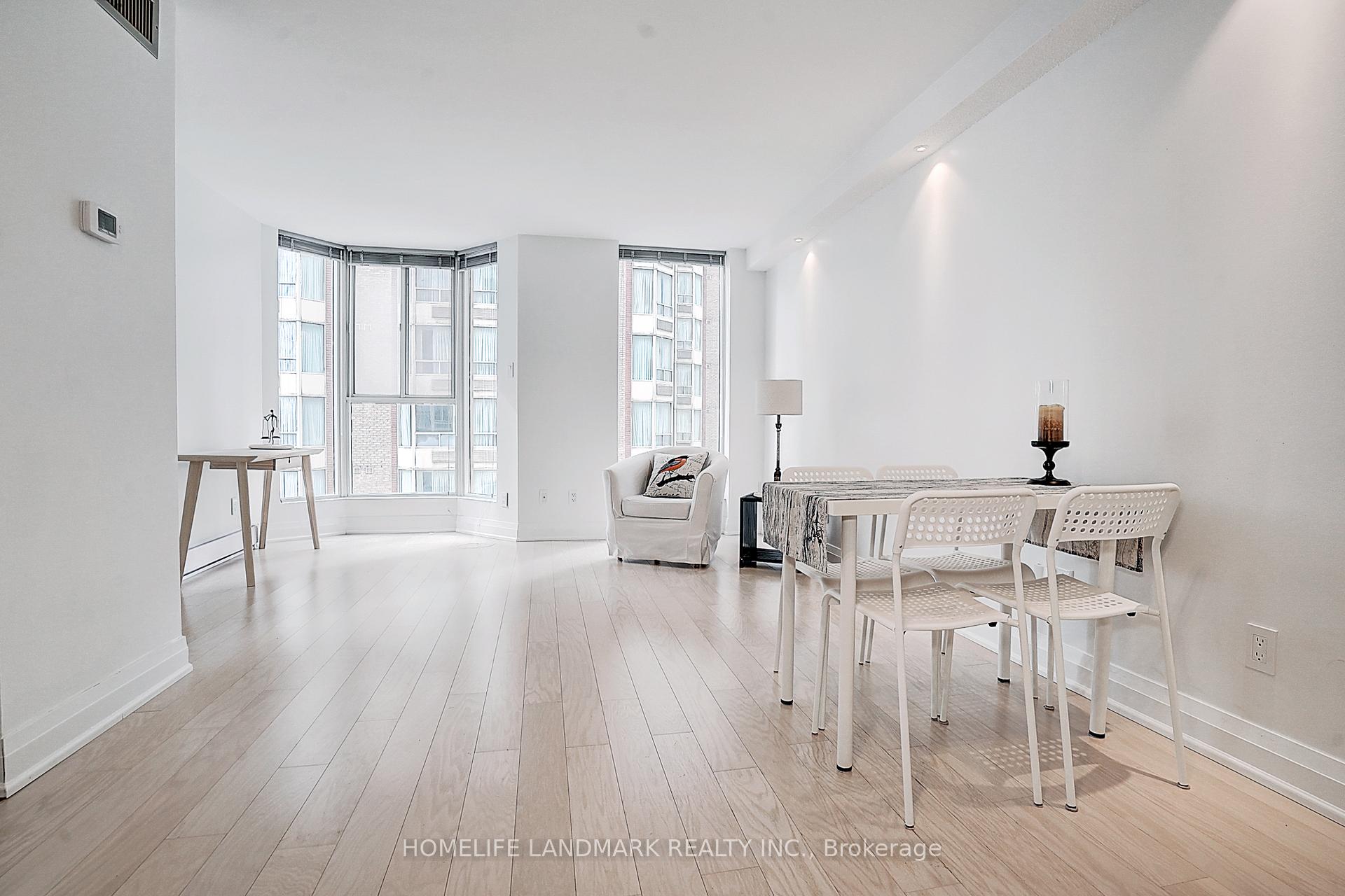 Photo 11 of Unit 701, 55 Centre Avenue, Toronto, Bay Street Corridor — HOMEH