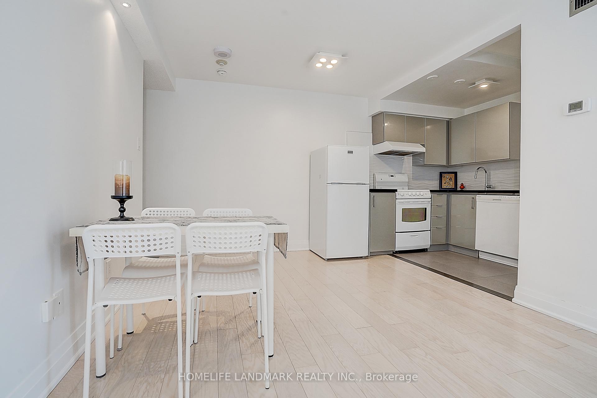 Photo 19 of Unit 701, 55 Centre Avenue, Toronto, Bay Street Corridor — HOMEH