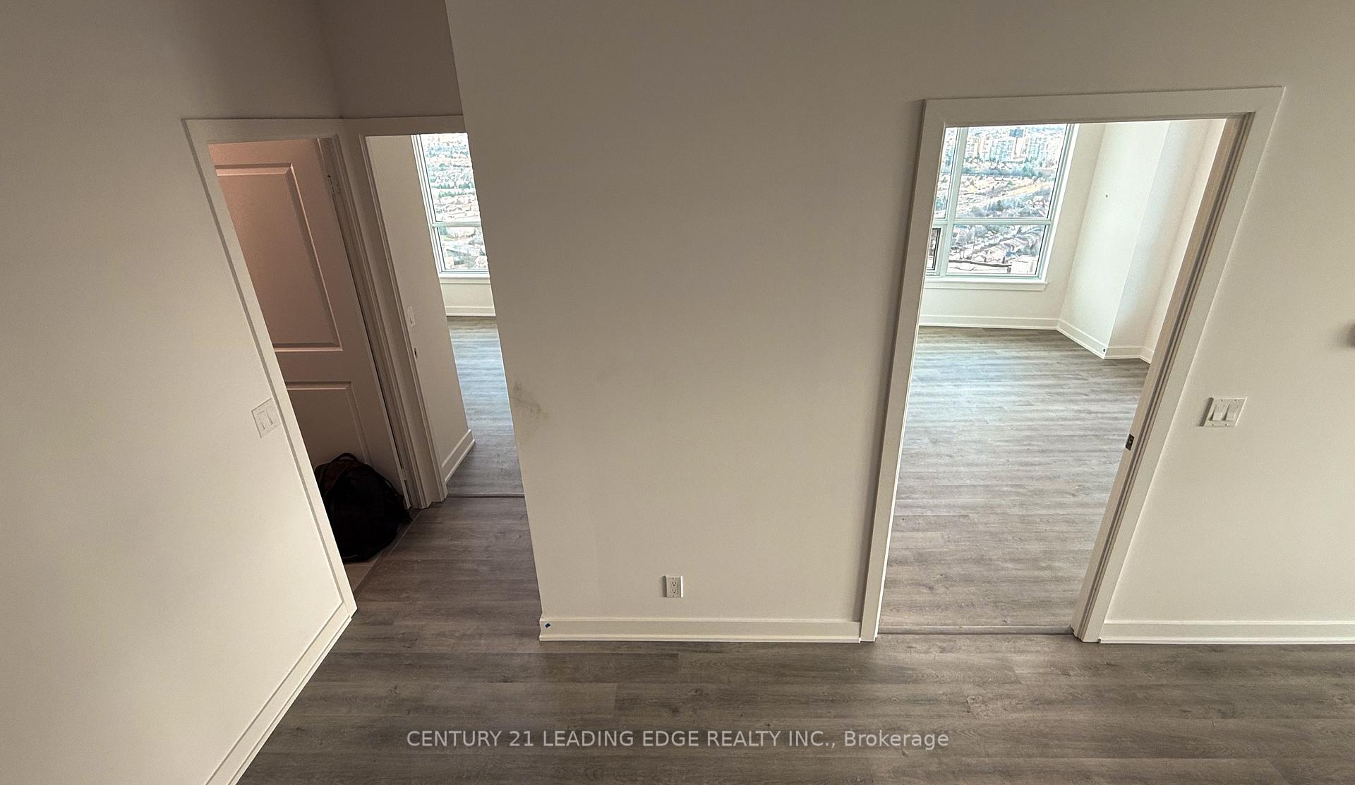 Photo 10 of Unit 3002, 1 Promenade Circle, Vaughan, Brownridge — HOMEH