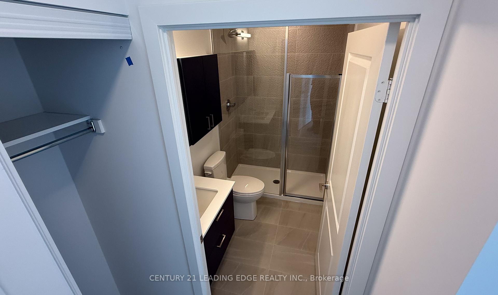 Photo 19 of Unit 3002, 1 Promenade Circle, Vaughan, Brownridge — HOMEH
