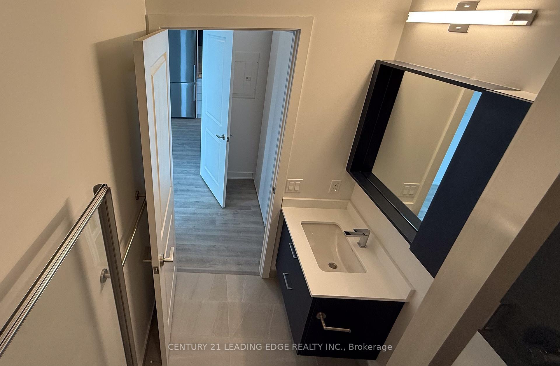 Photo 27 of Unit 3002, 1 Promenade Circle, Vaughan, Brownridge — HOMEH