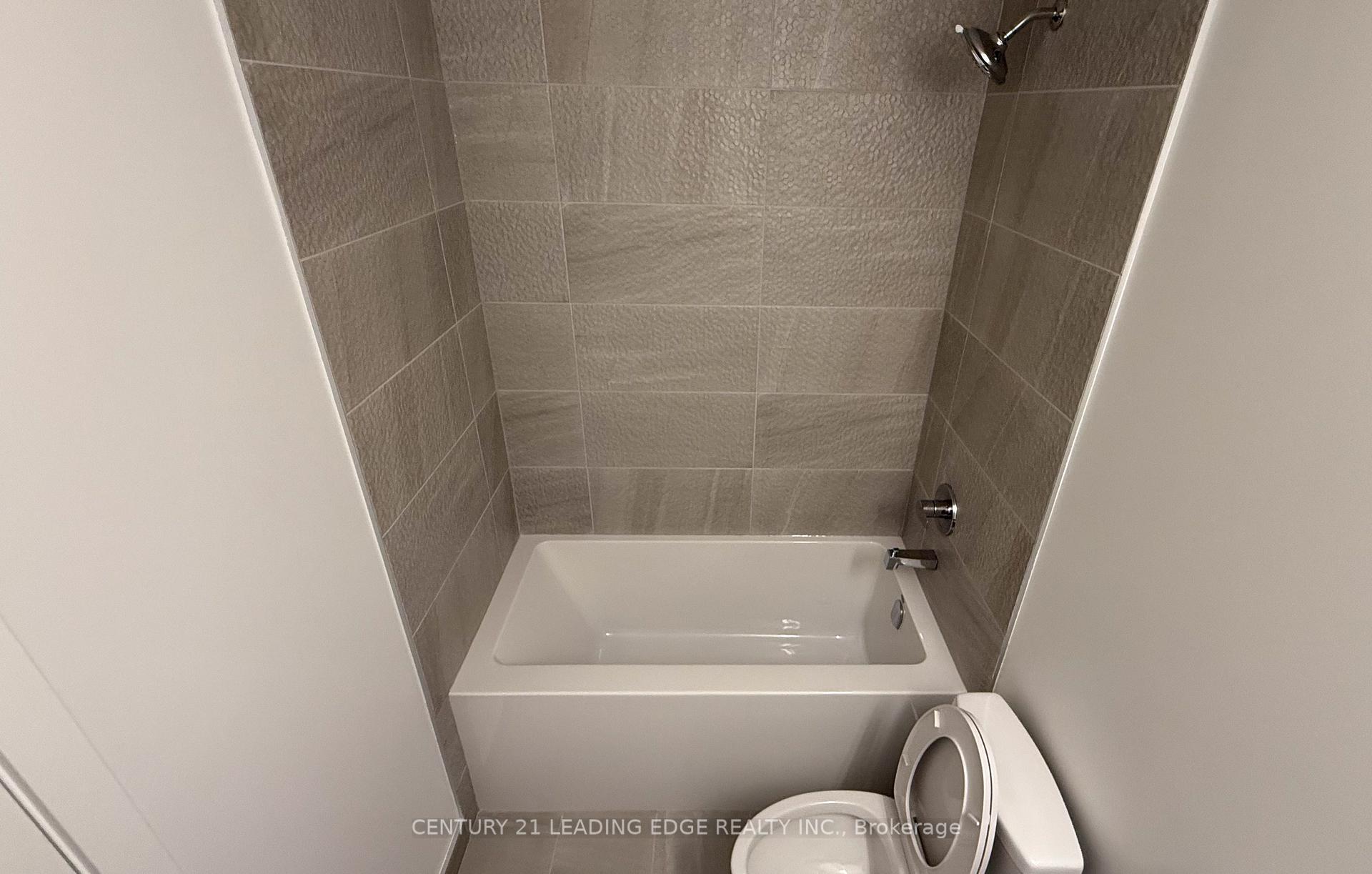 Photo 28 of Unit 3002, 1 Promenade Circle, Vaughan, Brownridge — HOMEH