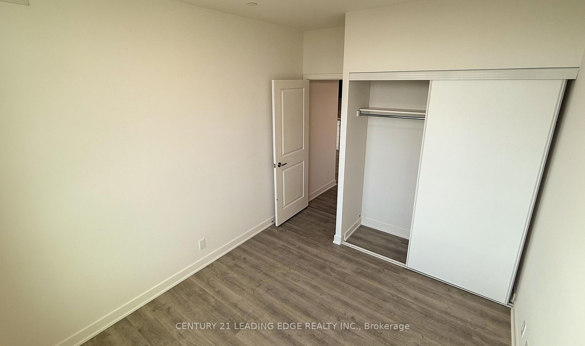Photo 13 of Unit 3002, 1 Promenade Circle, Vaughan, Brownridge — HOMEH