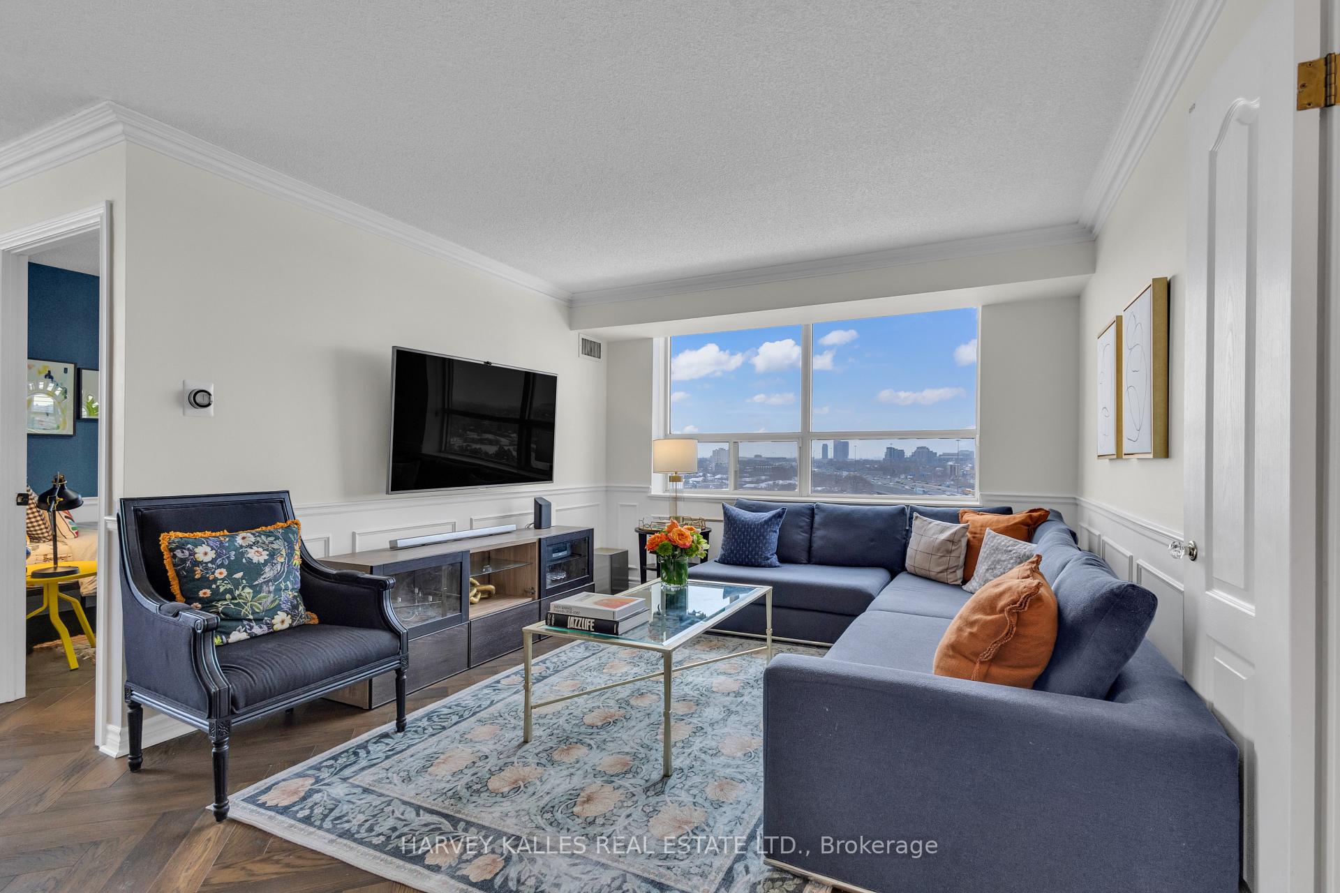 Photo 11 of Unit 1408, 265 Ridley Boulevard, Toronto, Bedford Park-Nortown — HOMEH