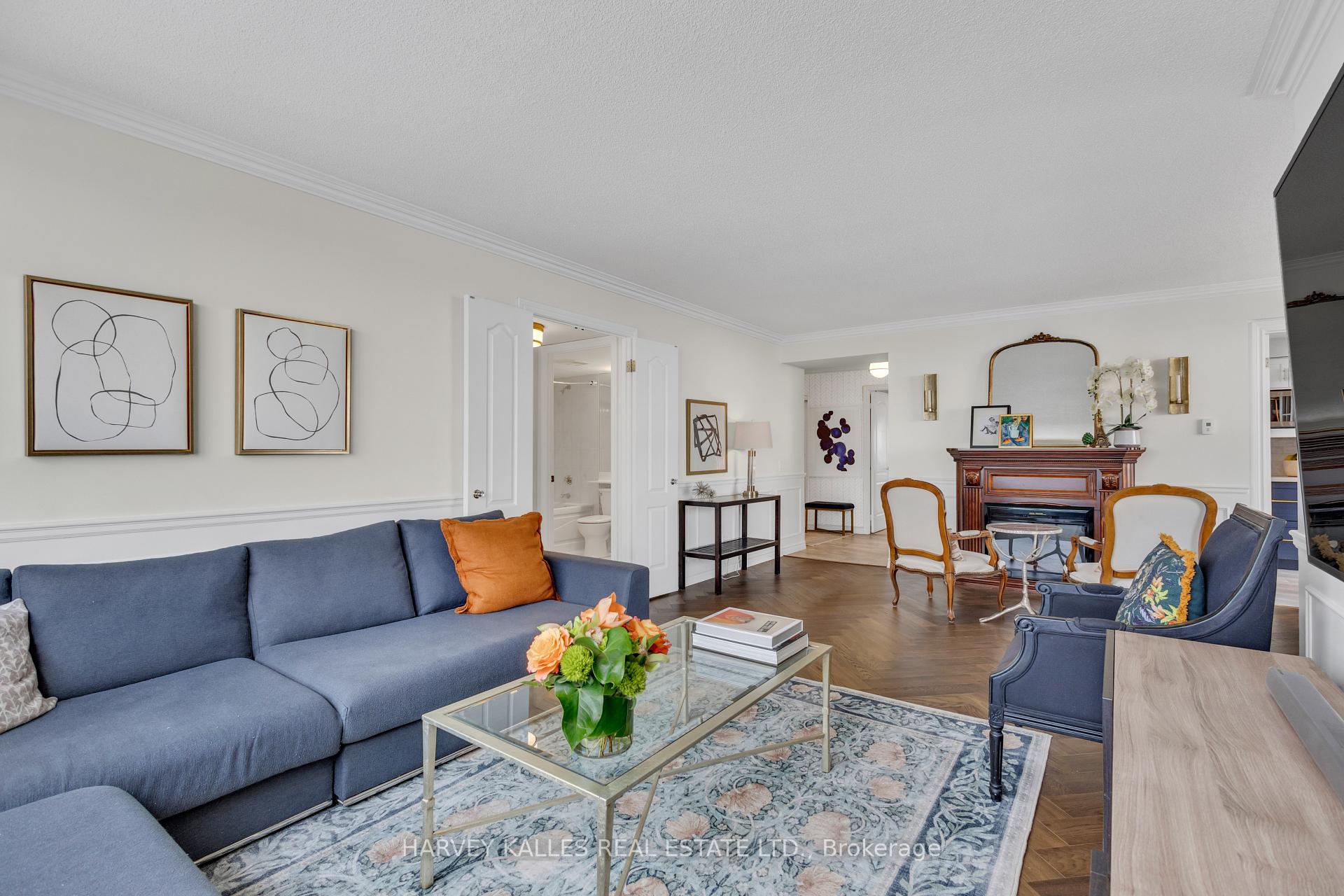 Photo 9 of Unit 1408, 265 Ridley Boulevard, Toronto, Bedford Park-Nortown — HOMEH