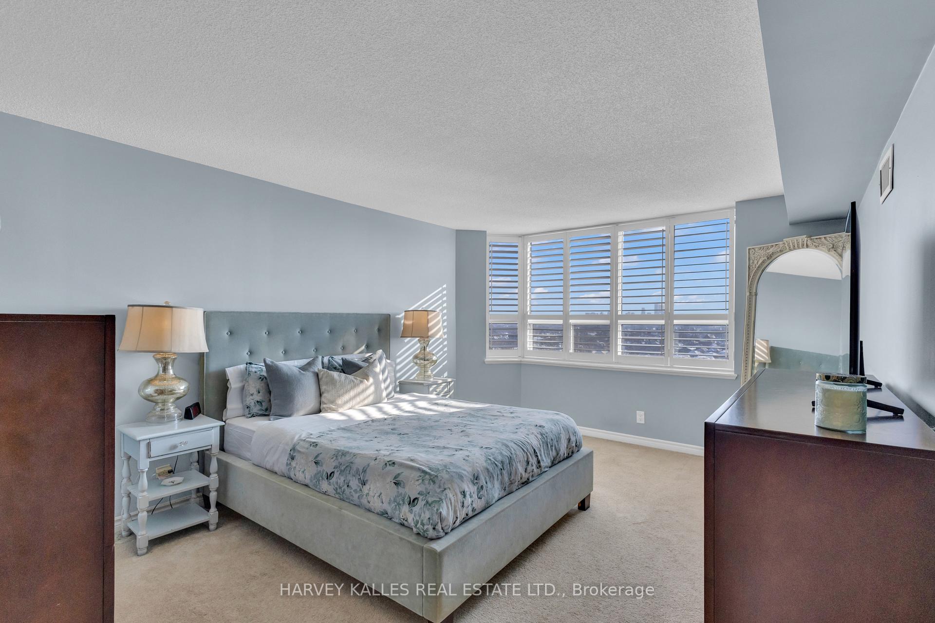 Photo 18 of Unit 1408, 265 Ridley Boulevard, Toronto, Bedford Park-Nortown — HOMEH