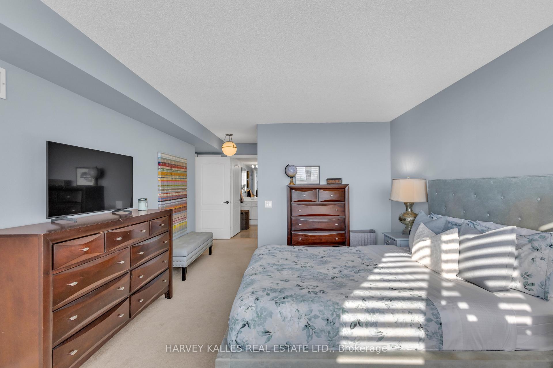 Photo 21 of Unit 1408, 265 Ridley Boulevard, Toronto, Bedford Park-Nortown — HOMEH