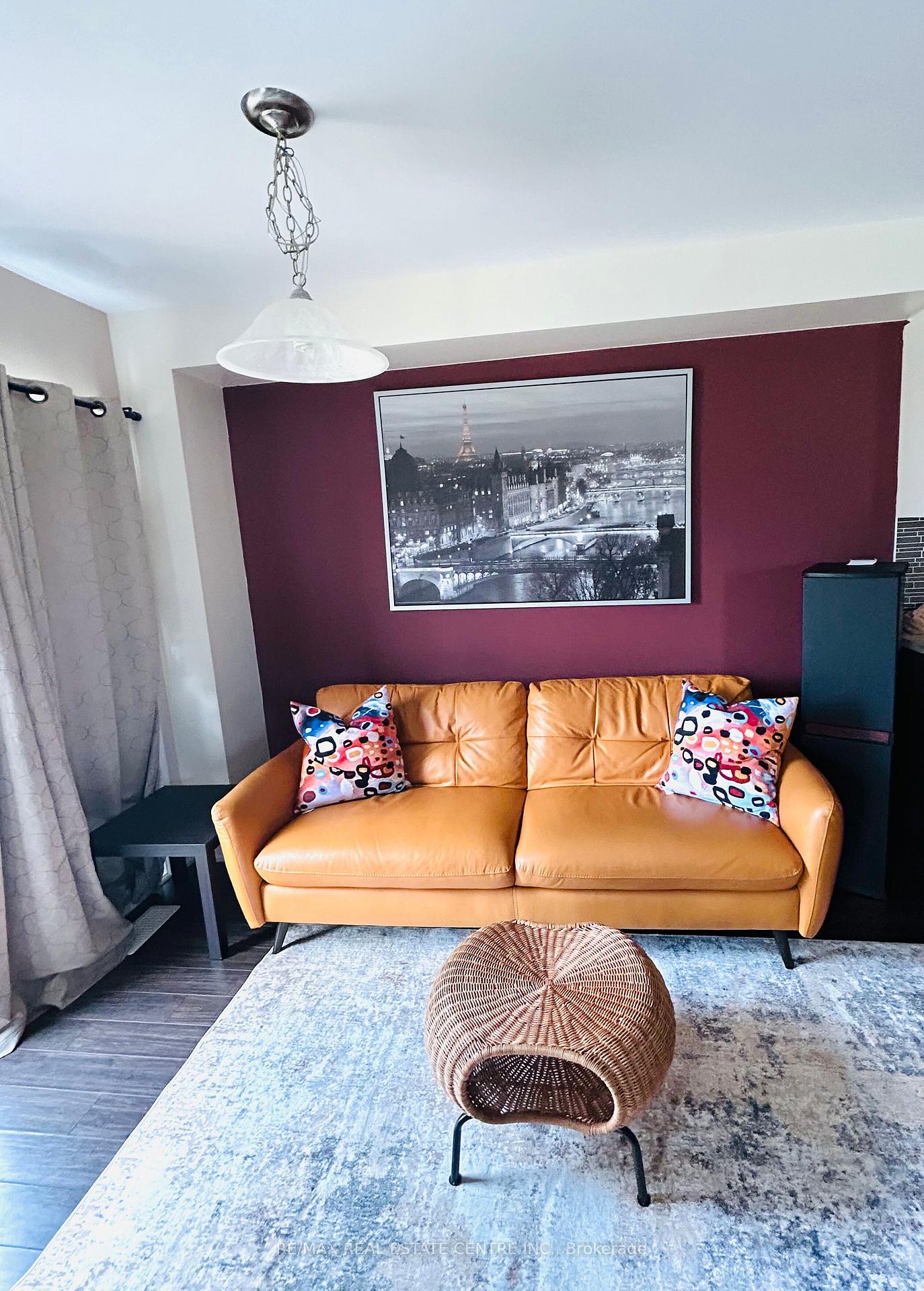 Photo 11 of 8529 Nightshade Street, Niagara Falls, Brown — HOMEH