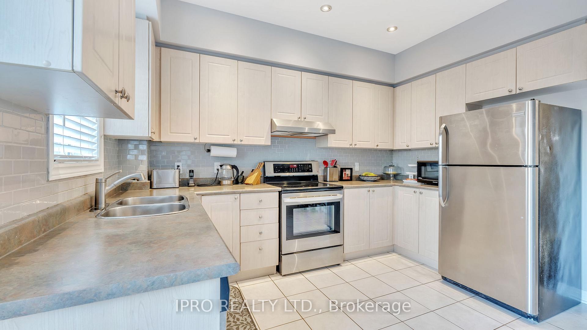 Photo 8 of Unit 10, 1330 Altona Road, Pickering, Rougemount — HOMEH