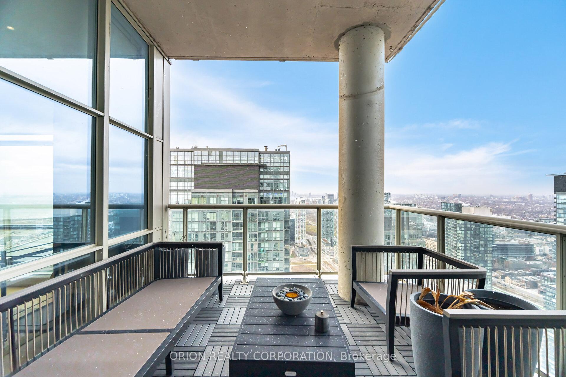 Photo 25 of Unit 5501, 35 Mariner Terrace, Toronto, Waterfront Communities — HOMEH
