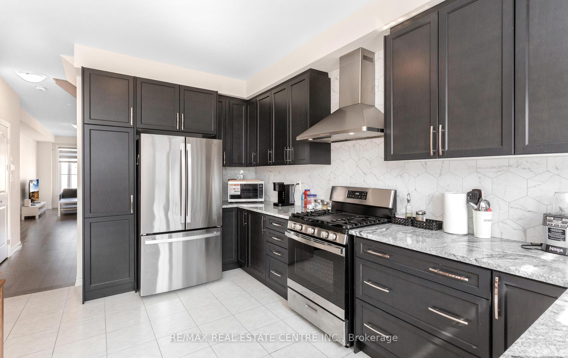 Photo 17 of 351 Inspire Boulevard, Brampton, Sandringham-Wellington North — HOMEH