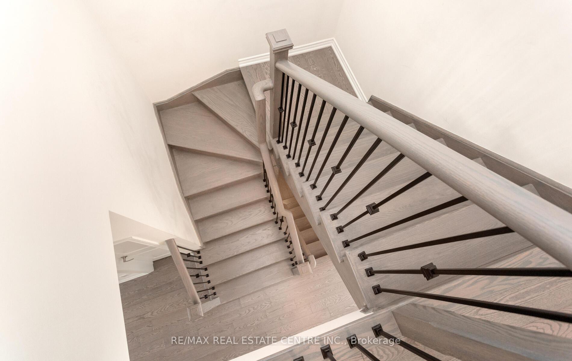 Photo 10 of 351 Inspire Boulevard, Brampton, Sandringham-Wellington North — HOMEH