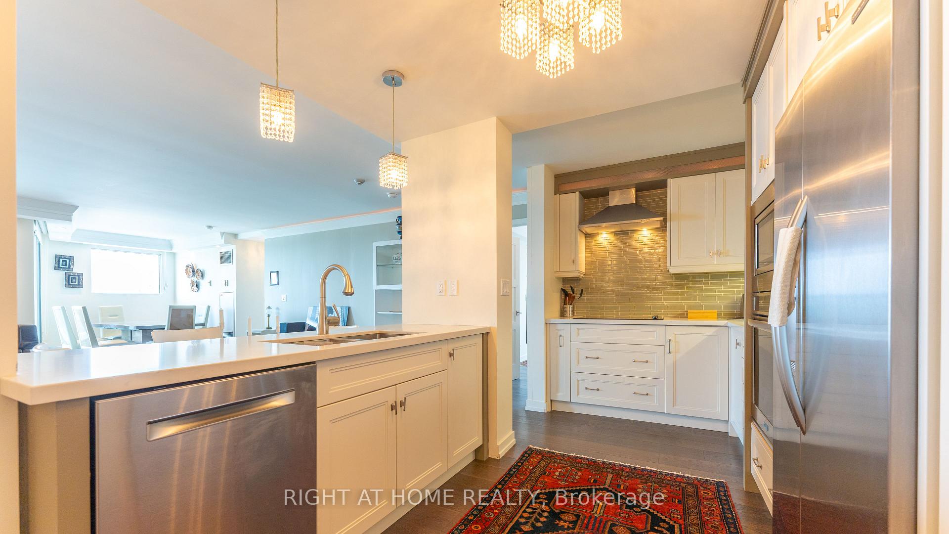 Photo 12 of Unit 2412, 77 Harbour Square, Toronto, Waterfront Communities — HOMEH