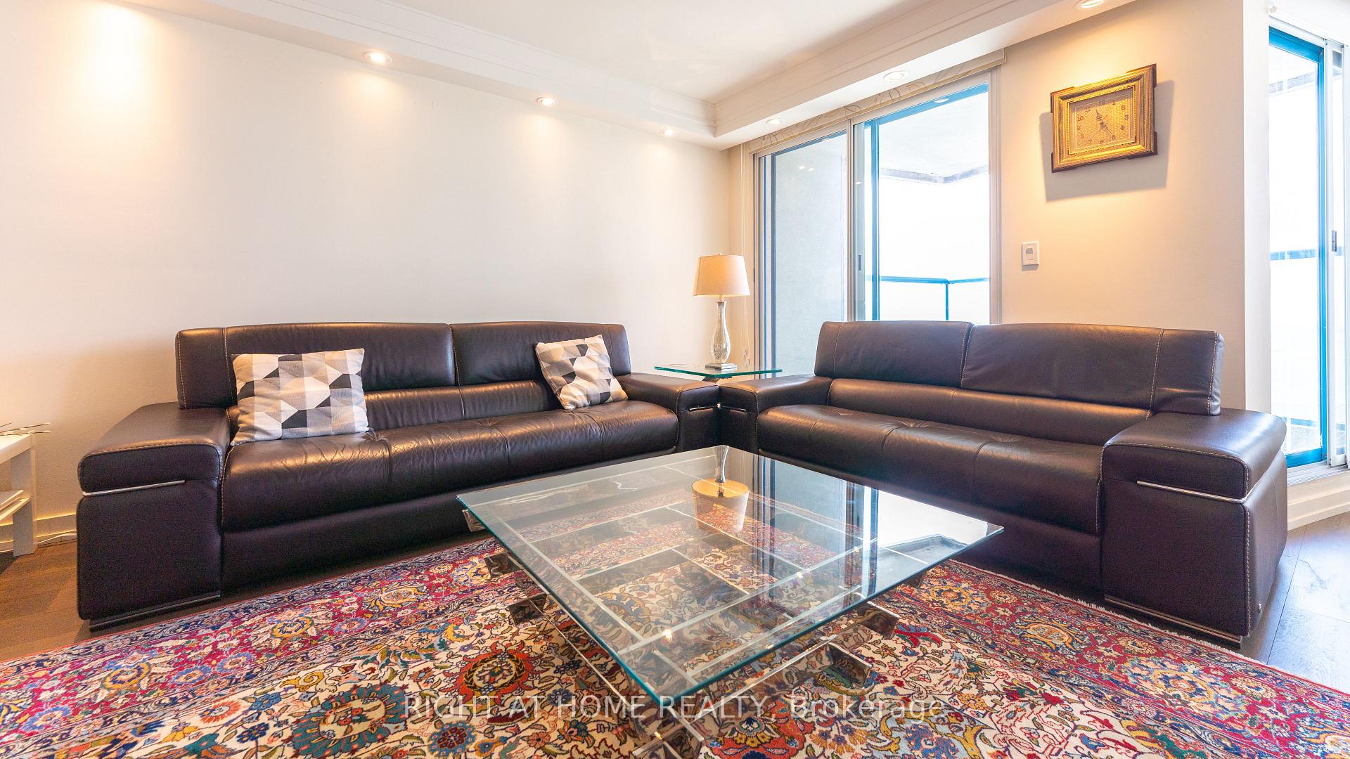 Photo 20 of Unit 2412, 77 Harbour Square, Toronto, Waterfront Communities — HOMEH