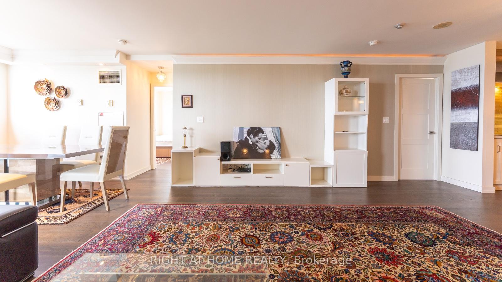 Photo 23 of Unit 2412, 77 Harbour Square, Toronto, Waterfront Communities — HOMEH
