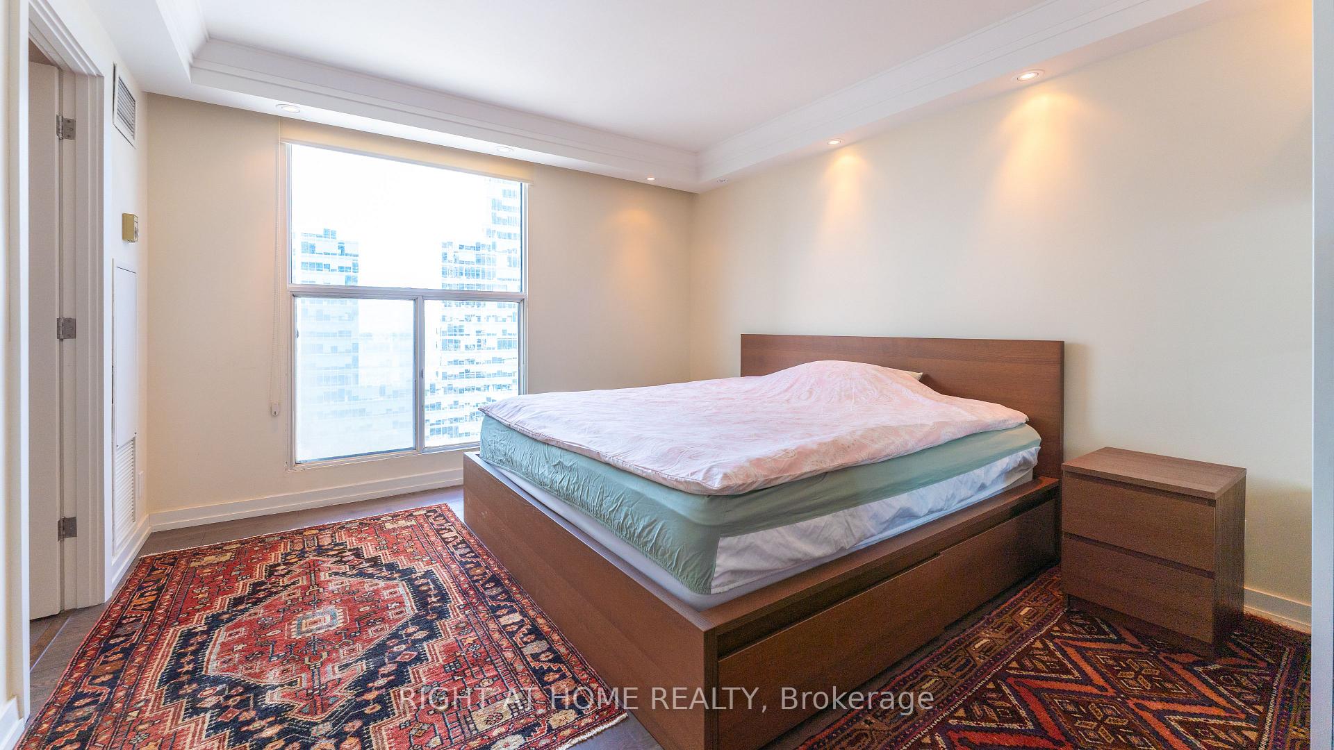 Photo 29 of Unit 2412, 77 Harbour Square, Toronto, Waterfront Communities — HOMEH