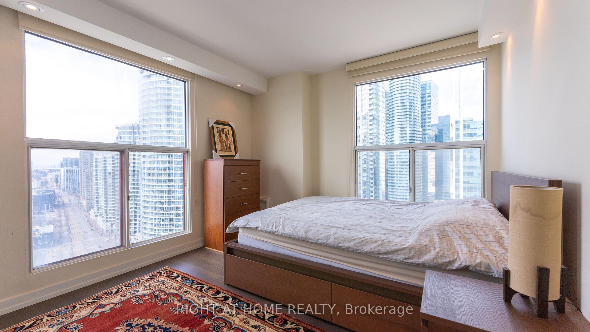 Photo 32 of Unit 2412, 77 Harbour Square, Toronto, Waterfront Communities — HOMEH