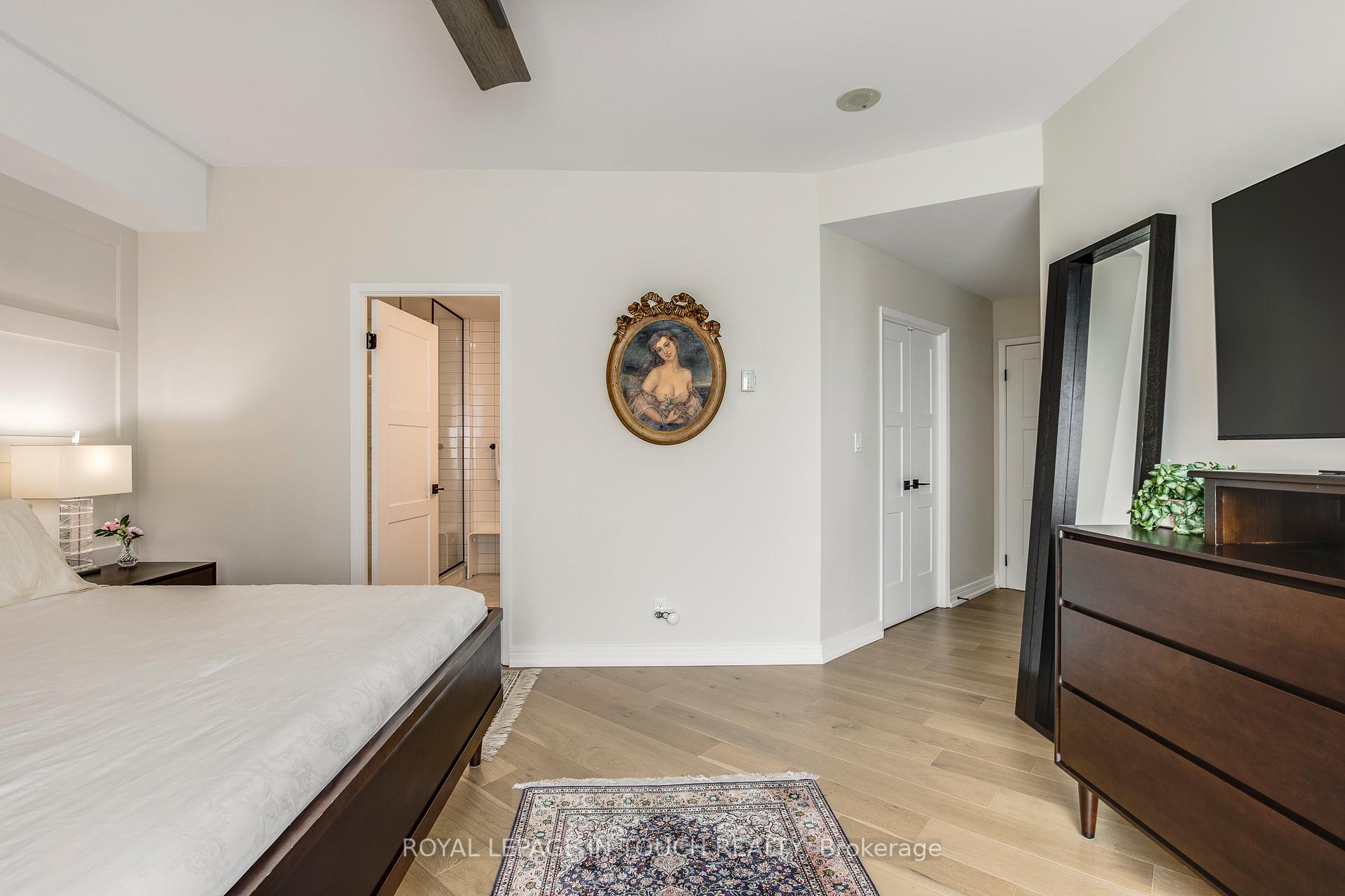 Photo 35 of Unit 1011, 2 Toronto Street S, Barrie, City Centre — HOMEH